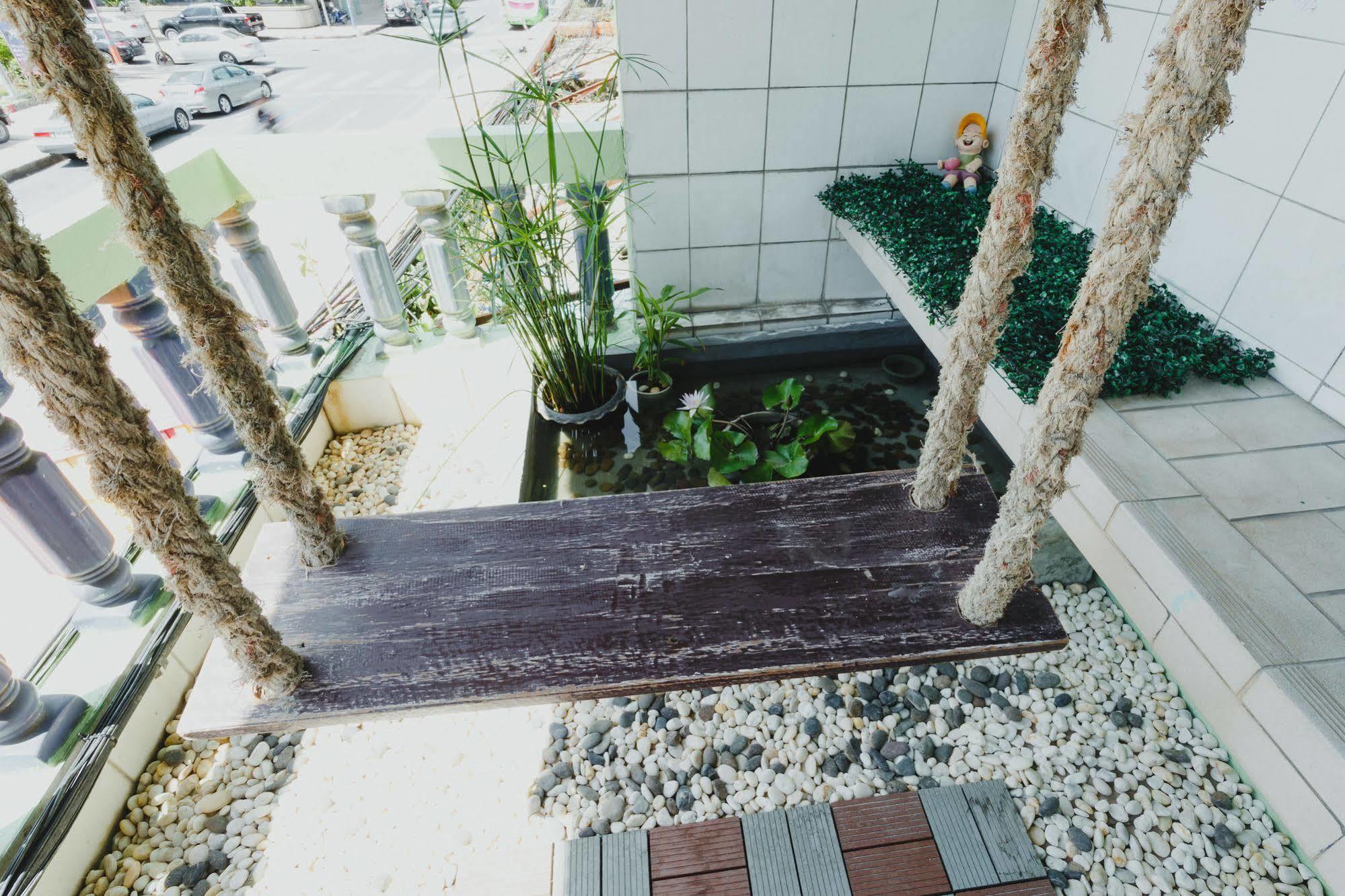 The Aree Hat Yai Hostel المظهر الخارجي الصورة