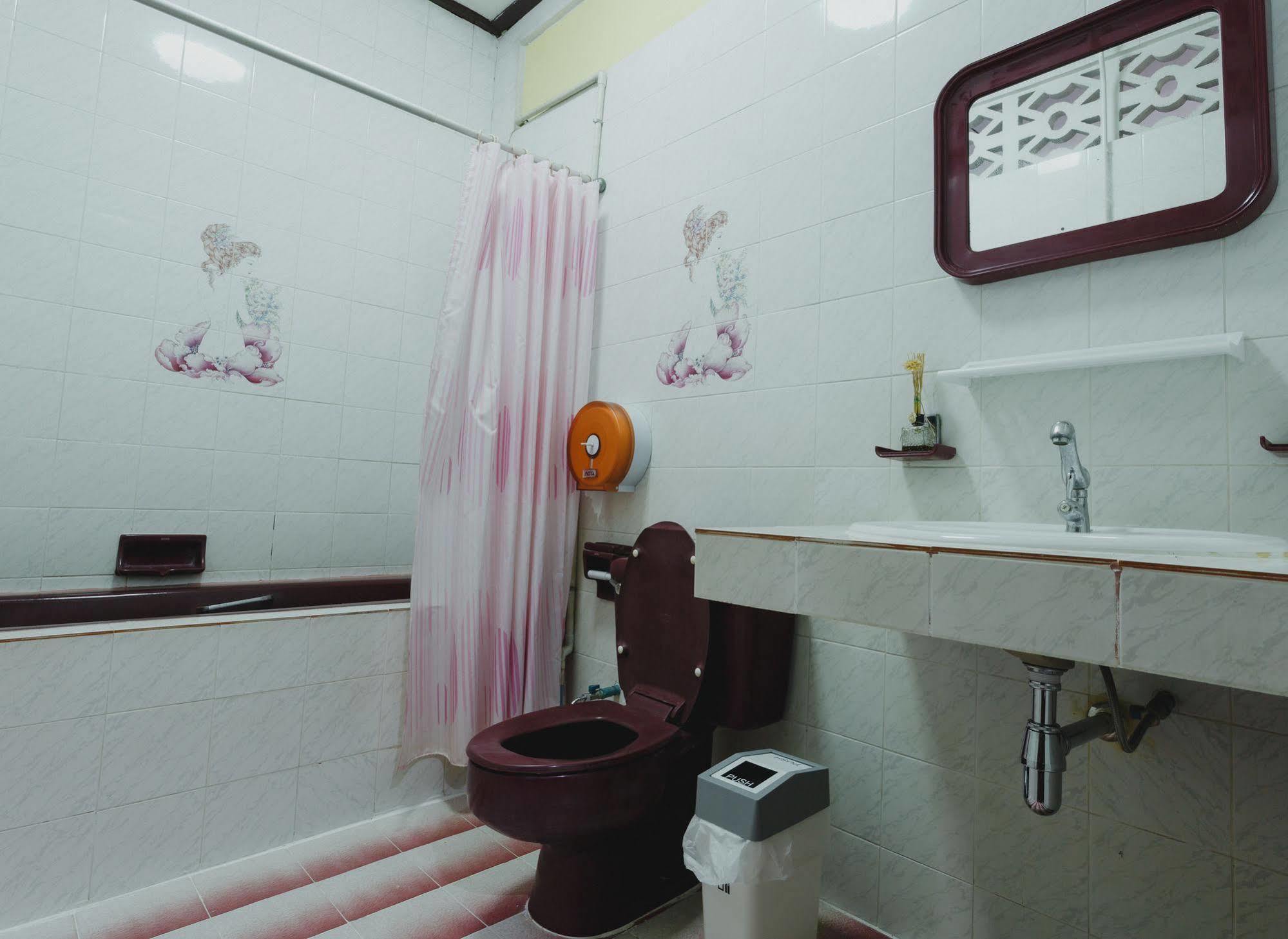 The Aree Hat Yai Hostel المظهر الخارجي الصورة