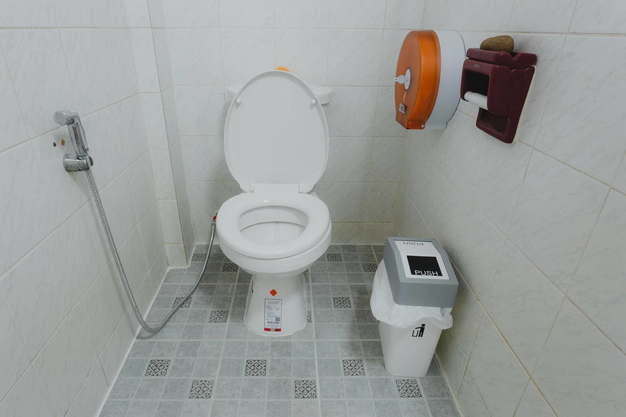 The Aree Hat Yai Hostel المظهر الخارجي الصورة