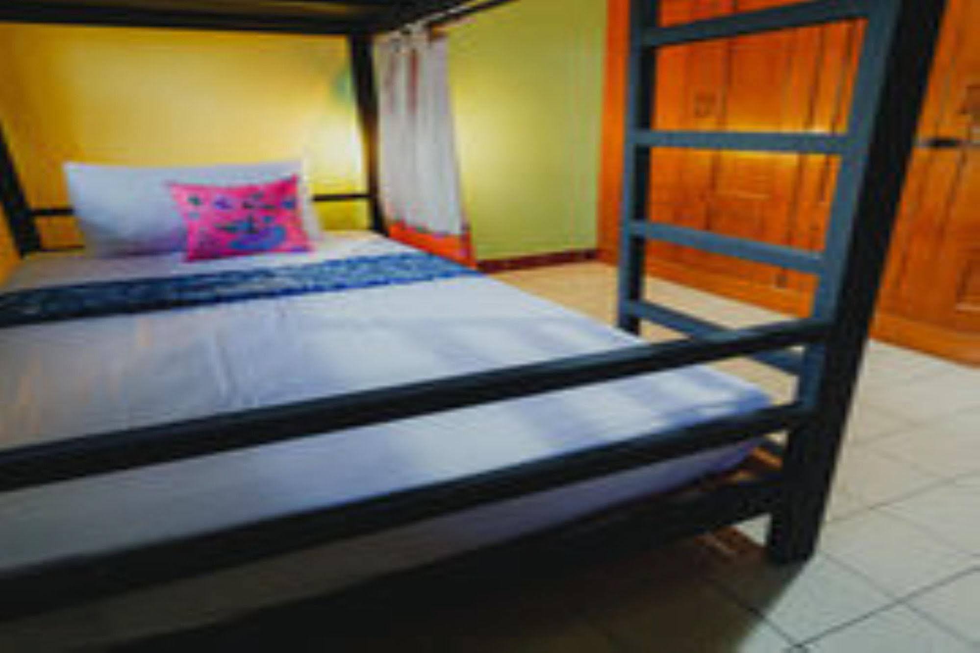 The Aree Hat Yai Hostel المظهر الخارجي الصورة