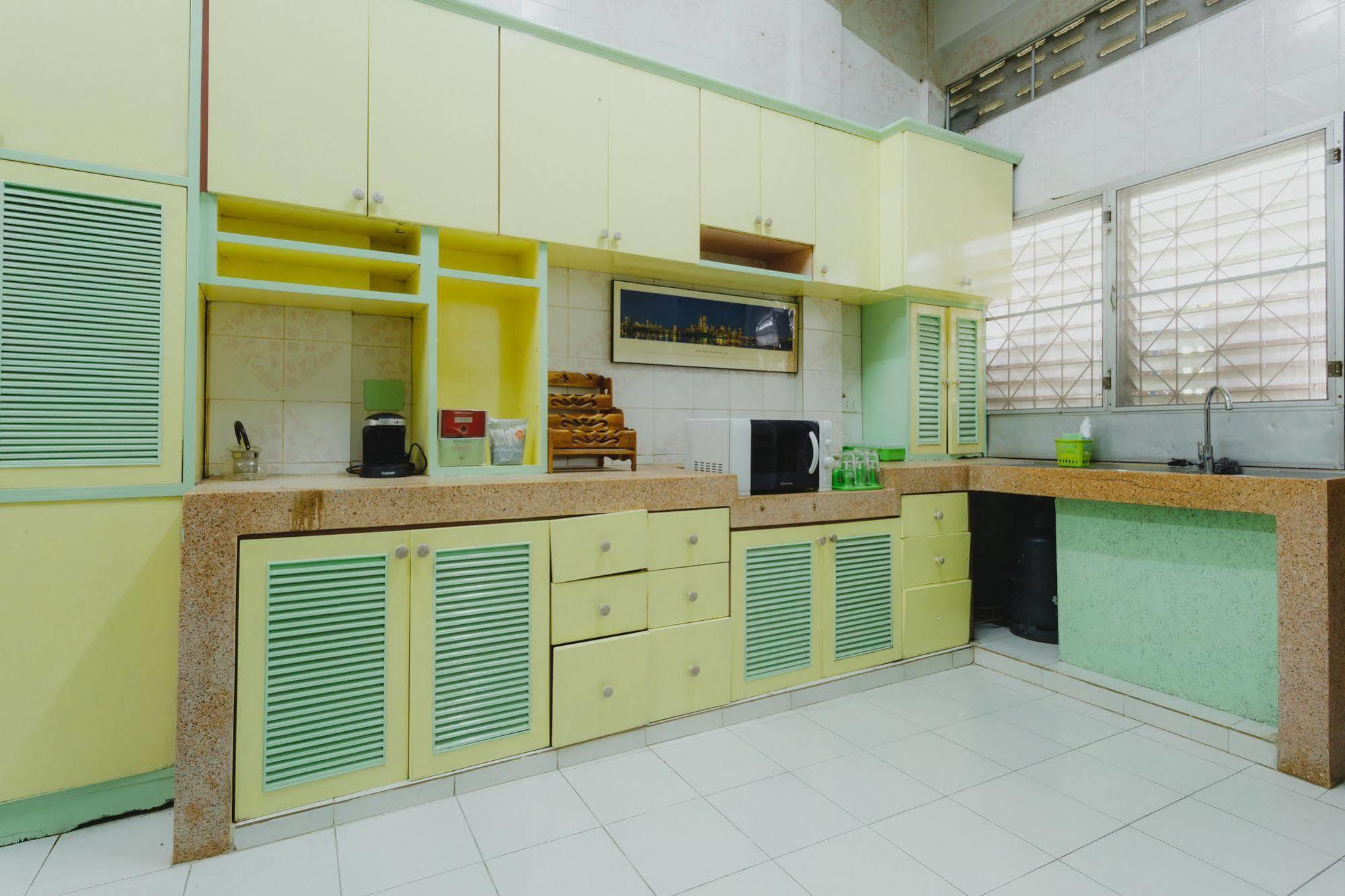 The Aree Hat Yai Hostel المظهر الخارجي الصورة